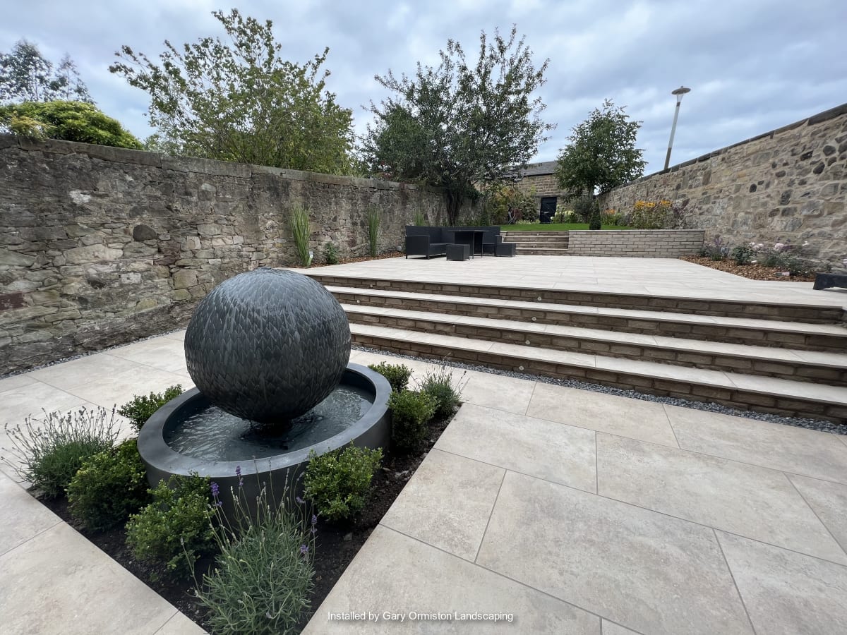 Gary Ormiston Landscaping, R03343 Marshalls Accredited UK Garden